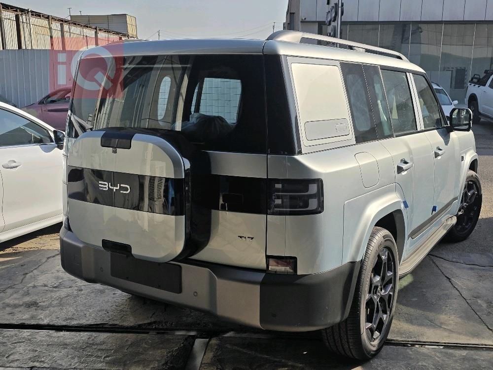 BYD Leopard 7